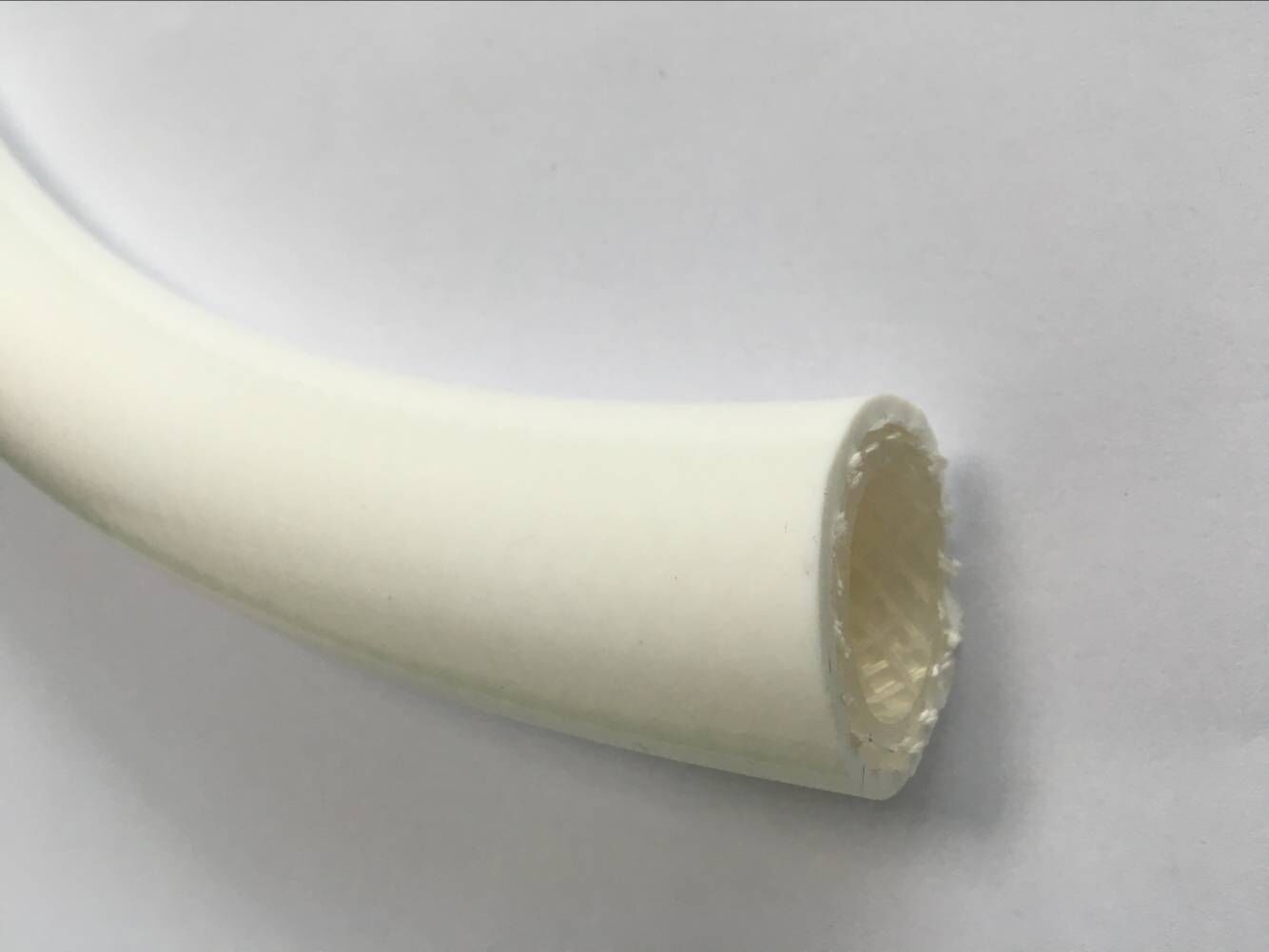 食品級加（jiā）強編織矽膠軟管BD40